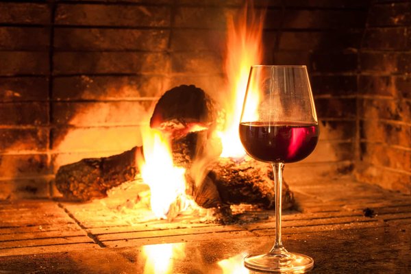 Comment valoriser les vieux vins et bouteilles trouvés dans une cave ?